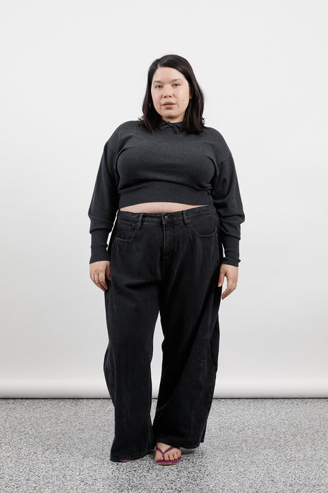 Laurrie is 5'5" and wears XL-2XL