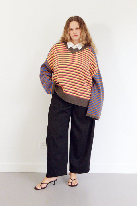 Jess is 5’8” and wears XL-2XL