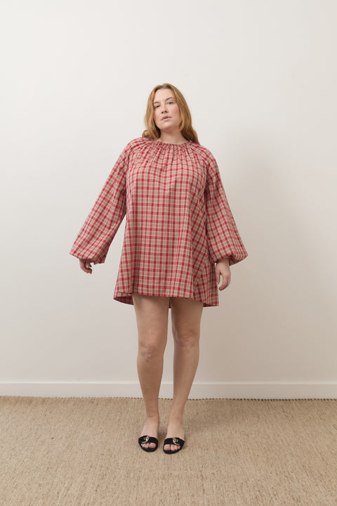 Mercy is 5’8” and wears 2XL