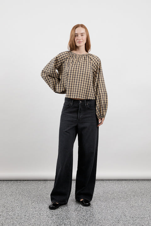 Hayley is 5’11” and wears S