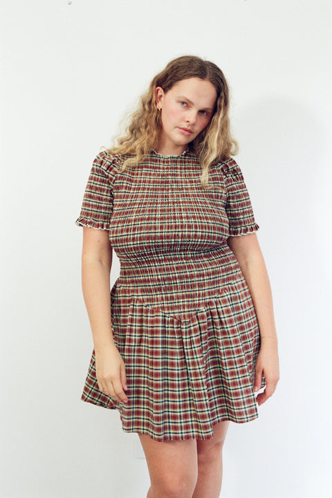 Jess is 5’8” and wears XL