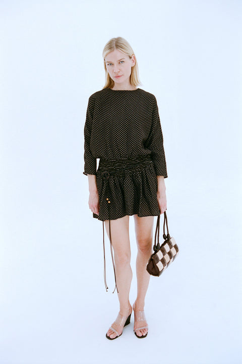 Darina is 5’9” and wears S