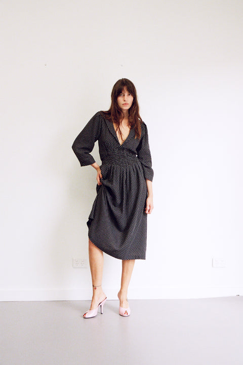 Scarlet is 5’10” and wears S