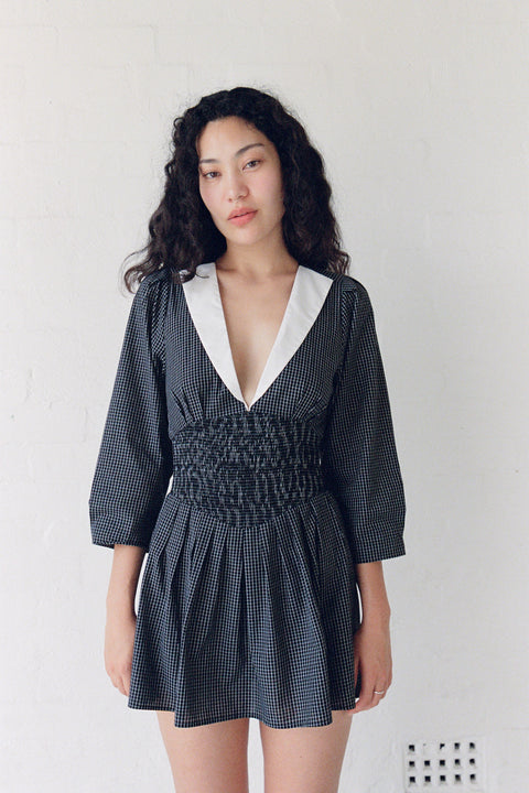 Marlo is 5'11" and wears S