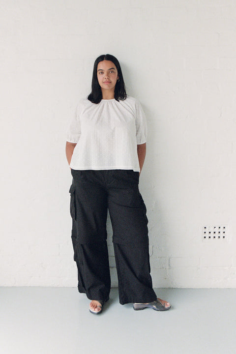 Oleeta is 5’8” and wears L