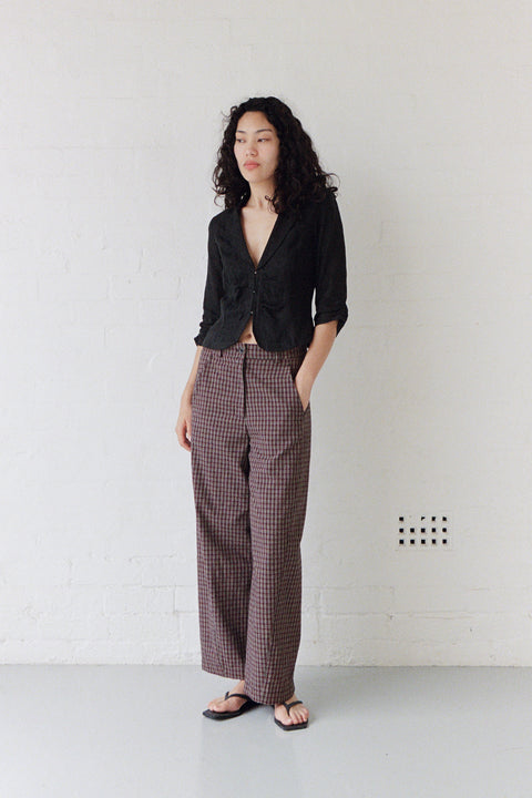 Marlo is 5'11" and wears S