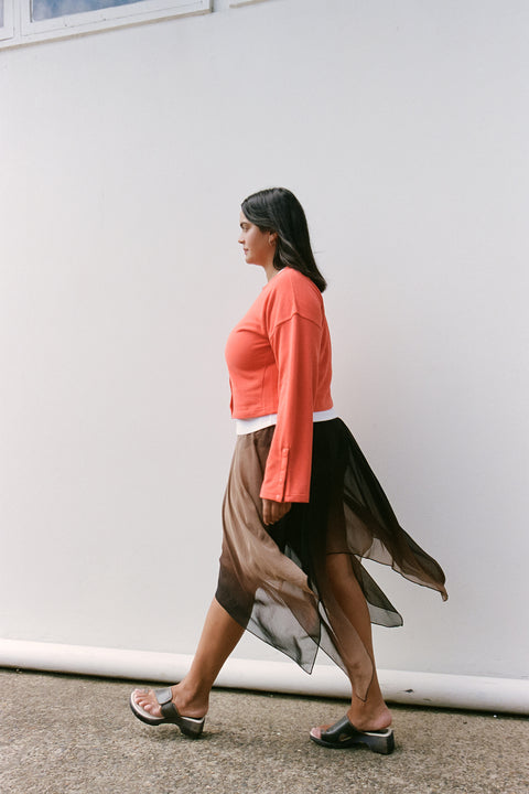 Oleeta is 5’8” and wears L