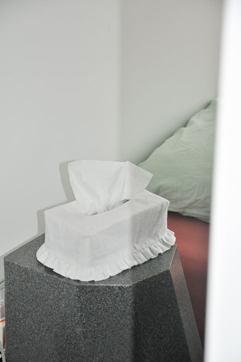 Frill Tissue Box Cover