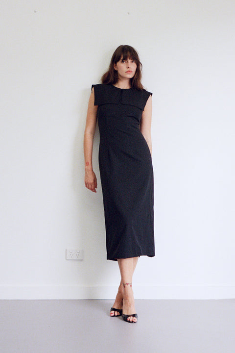 Sleeveless Dresses