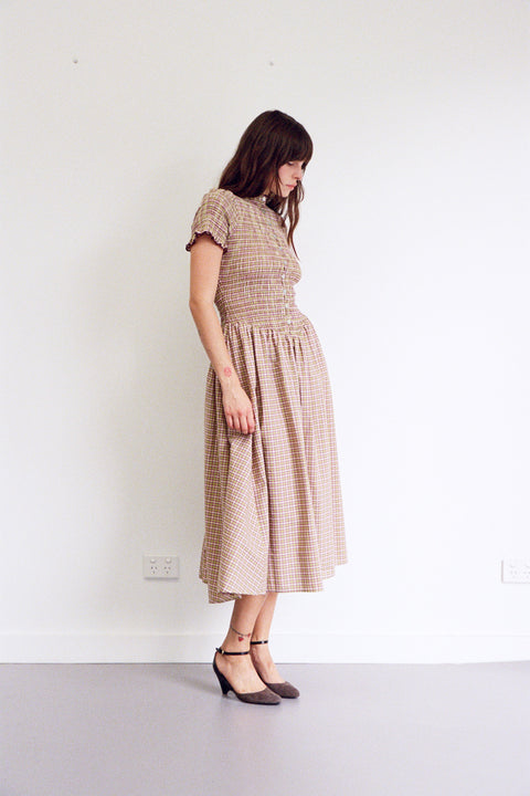 Scarlet is 5’10” and wears S