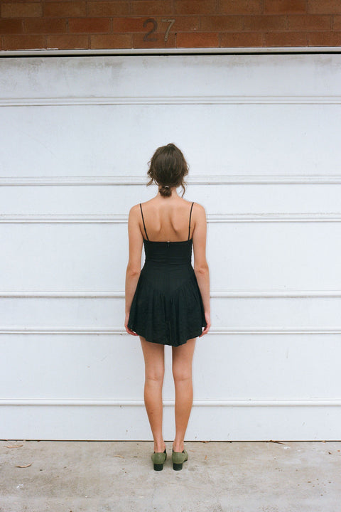 Black Ruched Longsleeve Dress – Après Studio